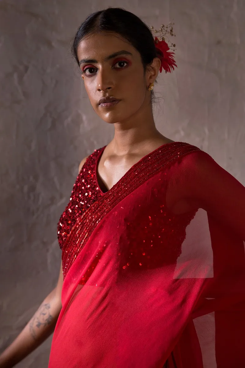 SIZZLING RED